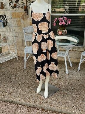 New Tag Fab'rik Amber Floral Smocked Back Black Dress with Rust Shell Print S-M